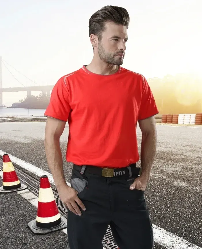 TRICOU R8ED - imagine 1