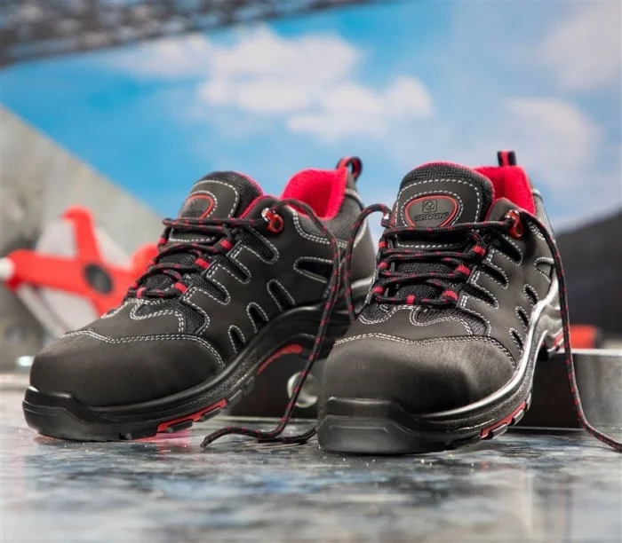 Pantofi de protectie Ardon FORELOW S1P, cu bombeu compozit si lamela kevlar, culoarea negru