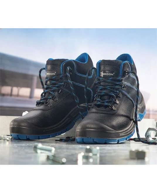 Bocanci de protectie Ardon KING S3, cu bombeu metalic si lamela, culoarea negru